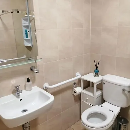 بيت ضيافة Spring Grove